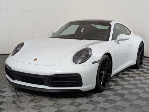Certified 2022 Porsche 911 Carrera 4S image 1