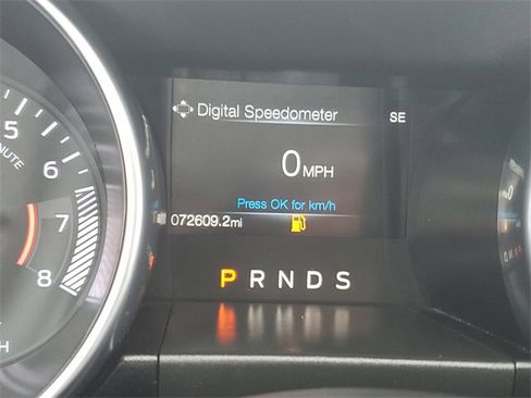 Used 2019 Ford Mustang Premium image 17