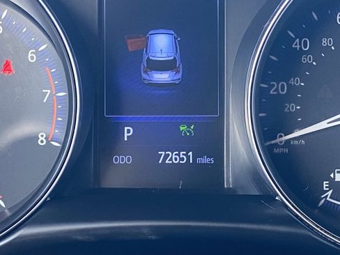 Used 2018 Toyota C-HR XLE image 33