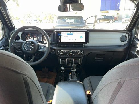 Used 2024 Jeep Wrangler Sport image 14