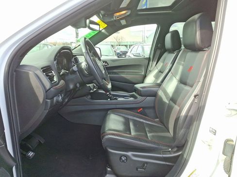 Used 2024 Dodge Durango GT image 16
