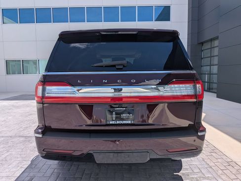 Certified 2021 Lincoln Navigator Reserve w/ Luxury Package AWD/4WD image 5
