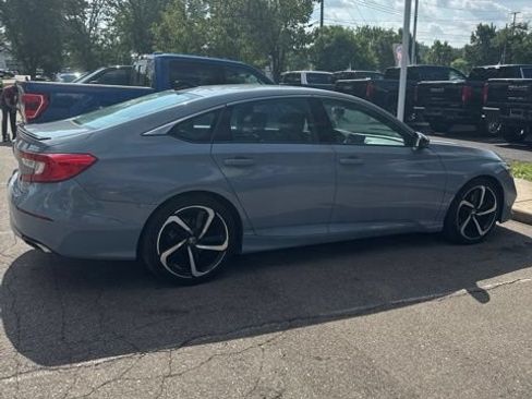 Used 2022 Honda Accord Sport image 3