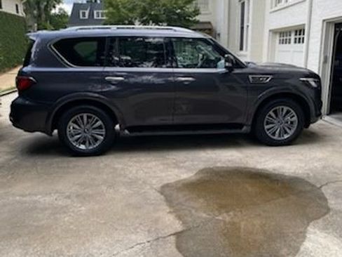 Certified 2023 INFINITI QX80 Luxe w/ All-Season Package AWD/4WD image 3