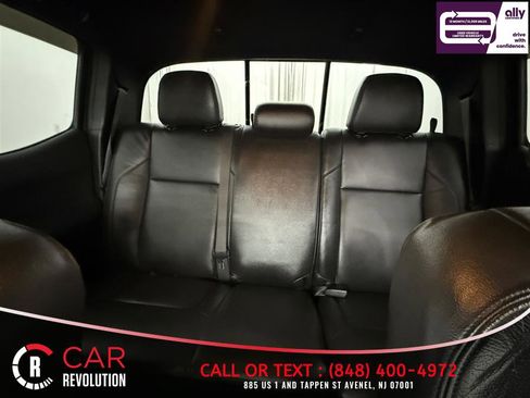 Used 2018 Toyota Tacoma TRD Sport AWD/4WD image 13