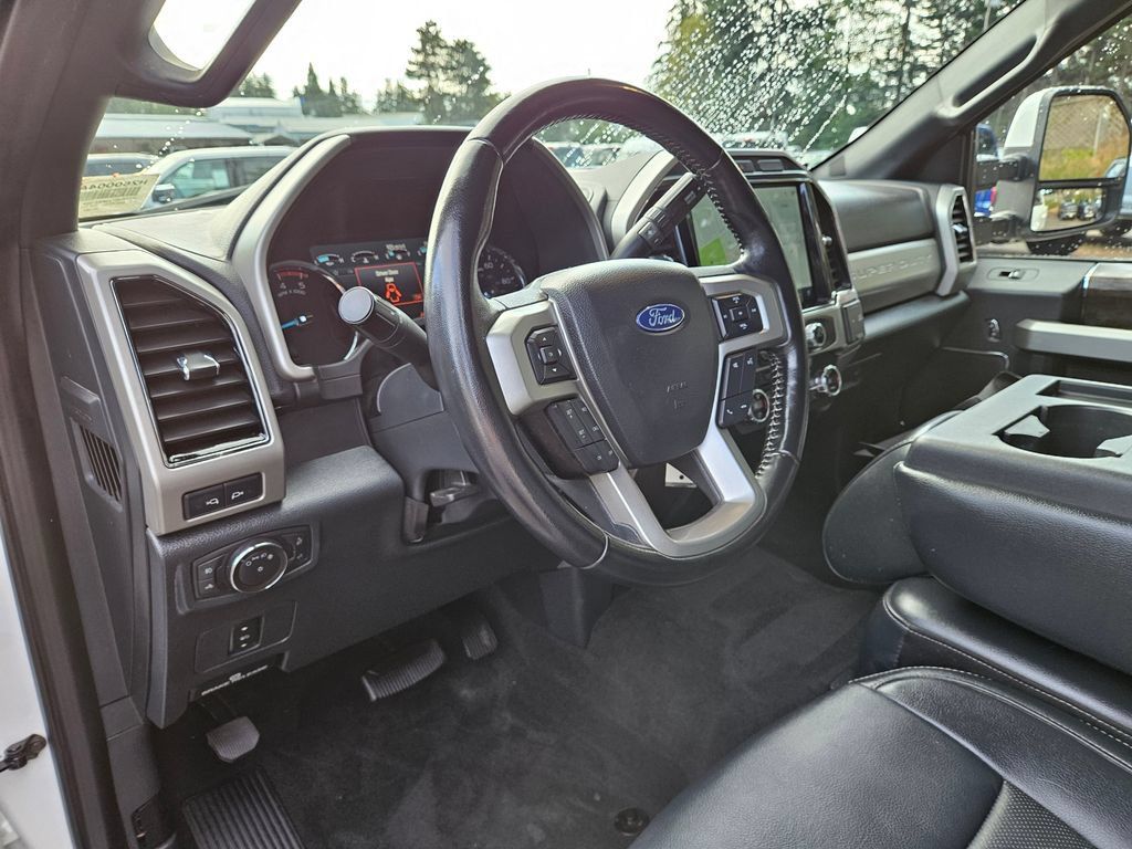 Used 2022 Ford F250 Lariat w/ Lariat Value Package AWD/4WD image 23