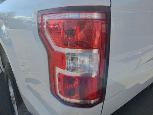 Used 2020 Ford F150 XLT image 24