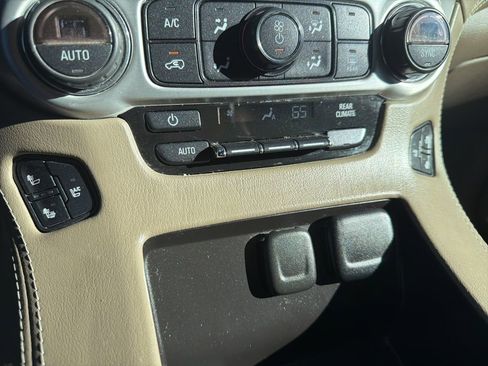 Used 2015 GMC Yukon SLT image 35