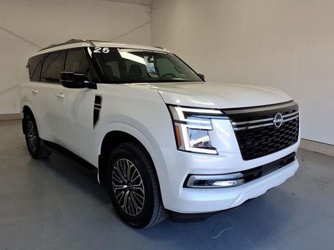 Certified 2025 Nissan Armada SL w/ Captain's Chari Seat Package AWD/4WD image 1