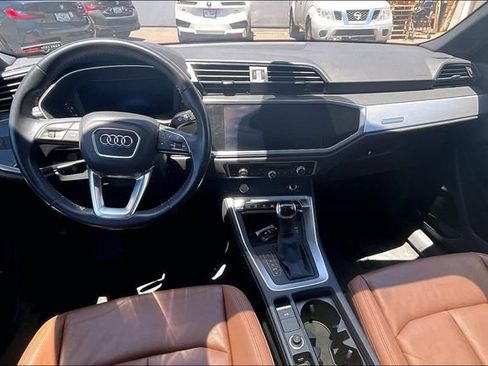 Used 2020 Audi Q3 2.0T Premium w/ Convenience Package AWD/4WD image 14