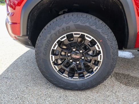 New 2026 GMC Canyon AT4 w/ Technology Plus Package AWD/4WD image 37