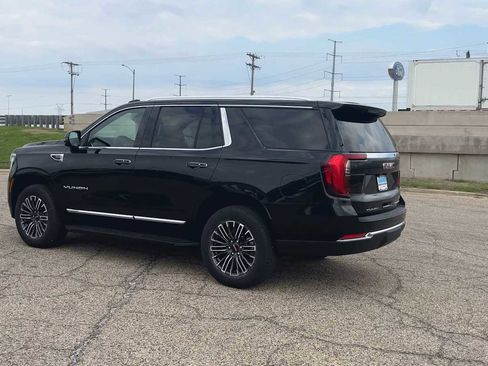 New 2026 GMC Yukon Elevation image 12