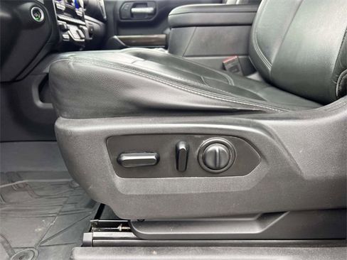 Used 2019 Chevrolet Silverado 1500 RST image 20