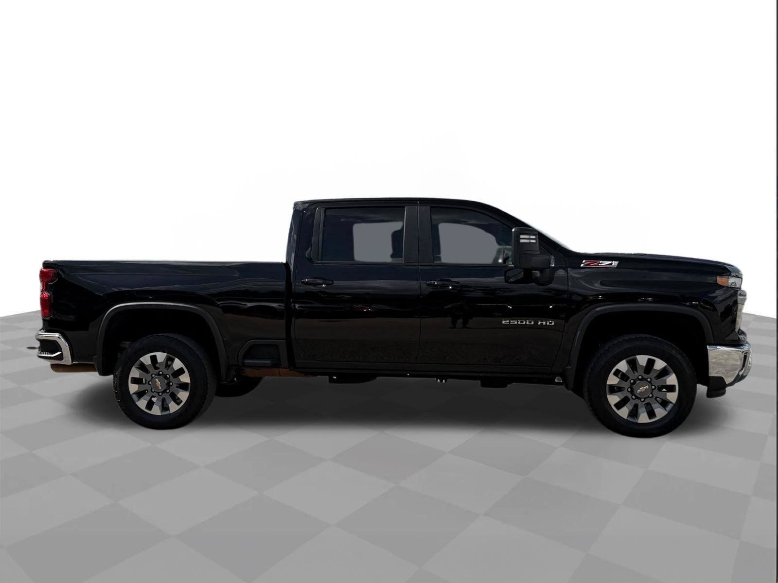 Used 2025 Chevrolet Silverado 2500 LT AWD/4WD image 6