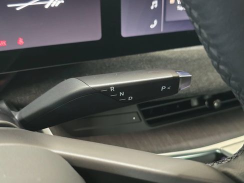Used 2025 Lucid Air Touring AWD/4WD image 16