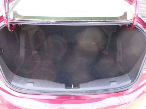 Used 2016 Chevrolet Cruze LT w/ Convenience Package image 10