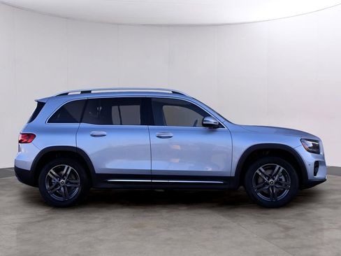 Certified 2025 Mercedes-Benz GLB 250 4MATIC image 4