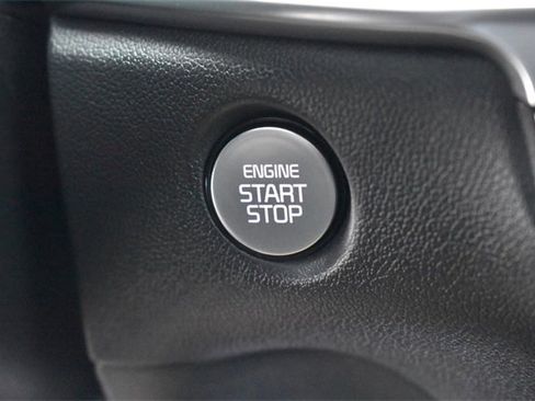 Certified 2025 Kia Sorento EX image 28