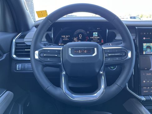 New 2026 GMC Acadia Elevation image 7