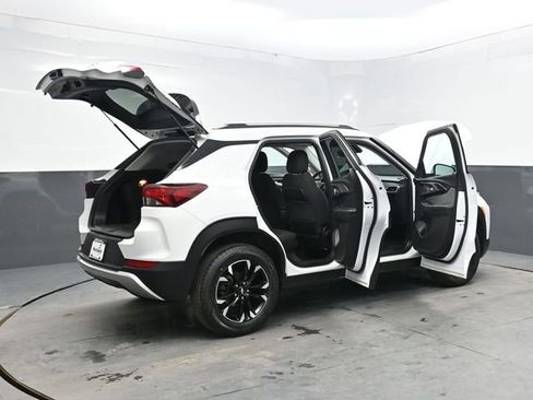 Used 2021 Chevrolet TrailBlazer LT w/ Convenience Package AWD/4WD image 45