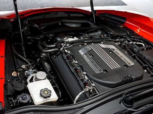 Used 2016 Chevrolet Corvette Z06 w/ 3LZ Preferred Equipment Group image 12