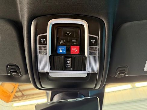 Used 2023 RAM 1500 Limited image 25