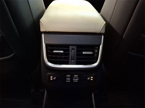 Used 2023 Subaru Outback Limited w/ Popular Package #2 image 10