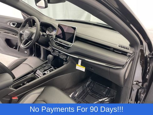 New 2025 Jeep Compass Limited w/ Sun & Sound Group image 26