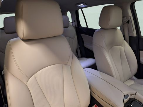 Used 2020 Buick Envision Preferred image 27