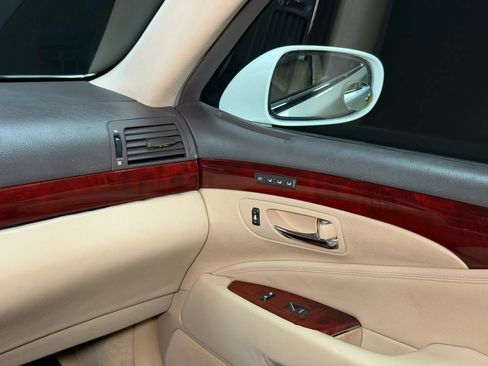 Used 2009 Lexus LS 460 AWD image 25