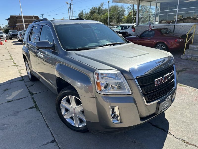 Used 2012 GMC Terrain SLE AWD/4WD image 1