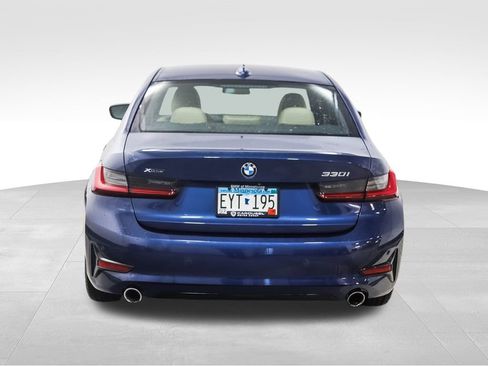 Used 2021 BMW 330i xDrive Sedan w/ Convenience Package image 4
