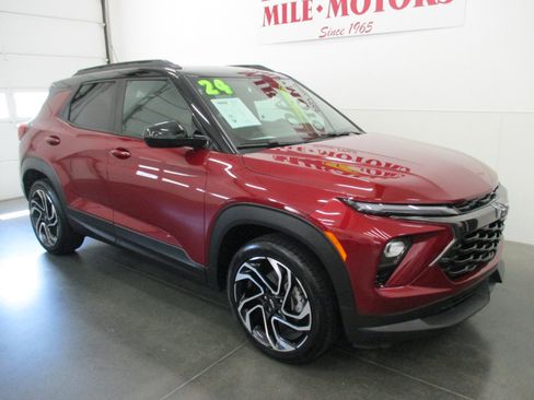 Used 2024 Chevrolet TrailBlazer RS w/ Convenience Package image 1