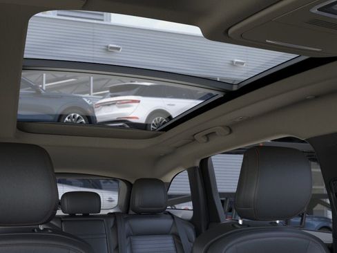 New 2026 Lincoln Nautilus Reserve AWD/4WD image 22