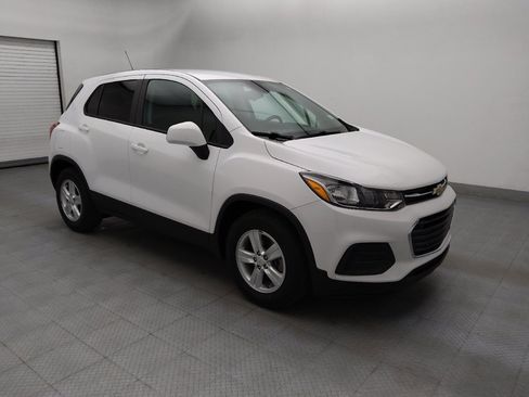 Used 2020 Chevrolet Trax LS w/ Tint and Cruise Package FWD image 11