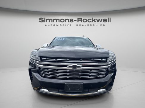 Used 2023 Chevrolet Tahoe Premier w/ Premium Package AWD/4WD image 6