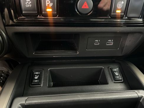 Certified 2024 Nissan Titan SV w/ SV Bronze Edition Package AWD/4WD image 49