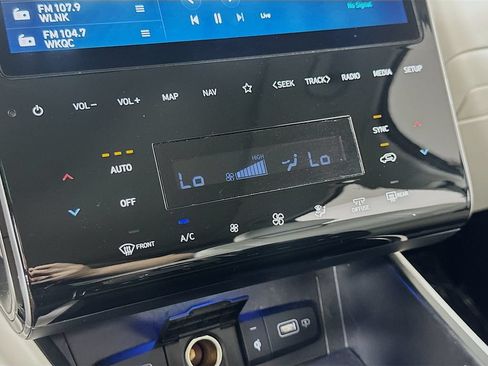 Used 2024 Hyundai Tucson Limited AWD/4WD image 27