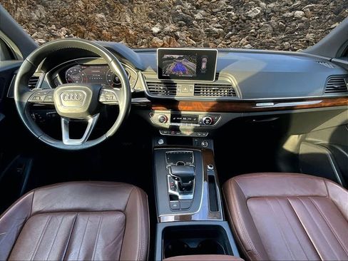 Used 2018 Audi Q5 2.0T Premium Plus w/ Premium Plus Package image 13