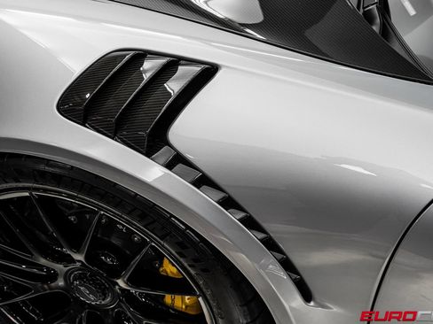 Used 2018 Porsche 911 GT2 RS RWD image 15