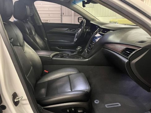 Used 2017 Cadillac CTS Luxury image 18