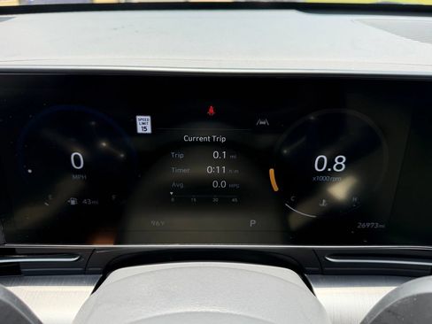 Certified 2024 Hyundai Kona Limited FWD image 19
