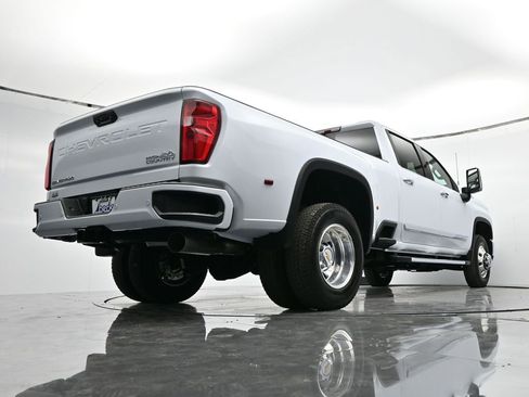 New 2026 Chevrolet Silverado 3500 High Country w/ Technology Package image 41