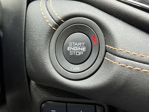 Used 2025 Dodge Durango R/T AWD/4WD image 39
