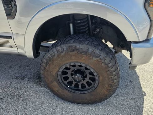 Used 2021 Ford F250 Lariat AWD/4WD image 10