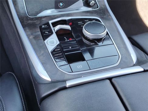 Certified 2025 BMW X5 xDrive40i image 21