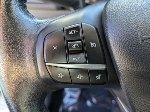 Used 2020 Ford Escape SE Sport image 17