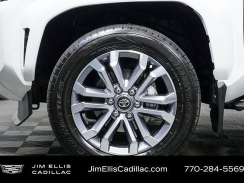 Used 2025 Toyota 4Runner Limited image 37