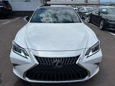 Used 2023 Lexus ES 350 w/ Premium Package FWD image 2