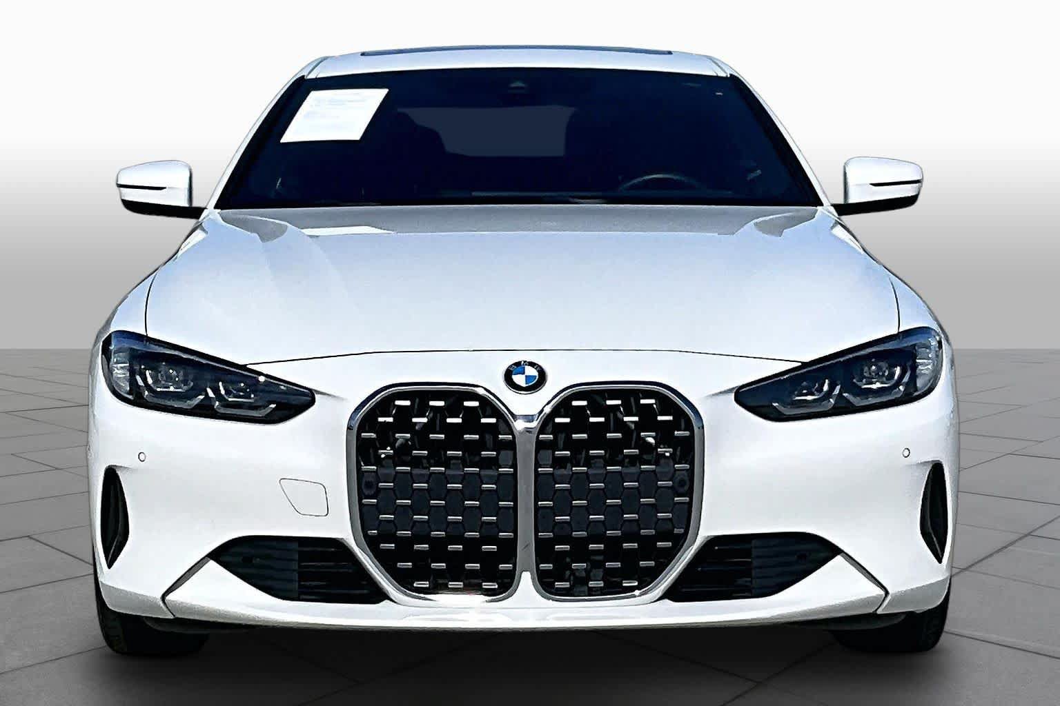 Used 2024 BMW 430i Coupe w/ Convenience Package RWD image 3